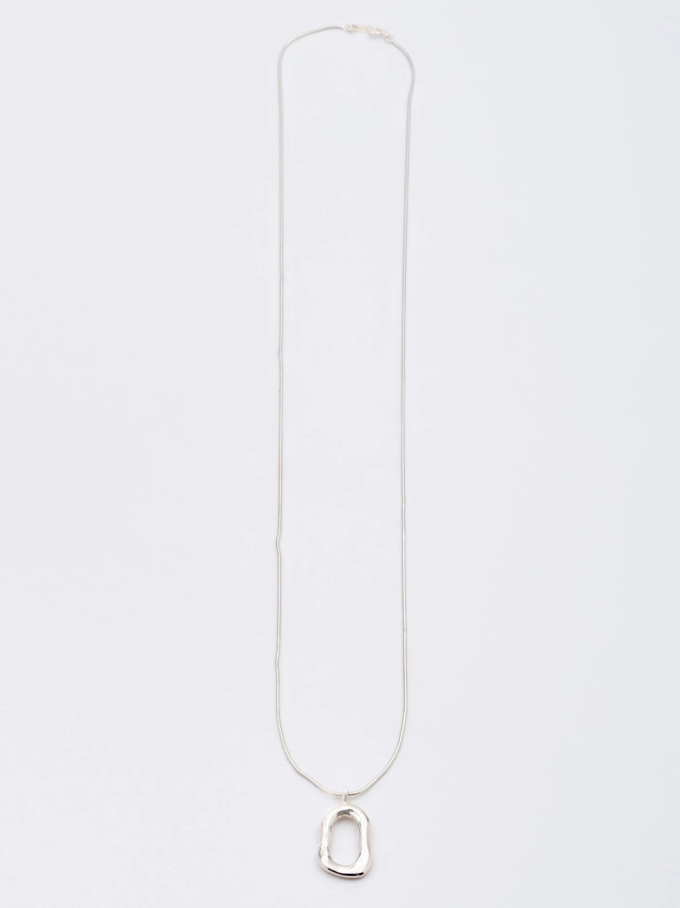 PORTAL PENDANT NECKLACE