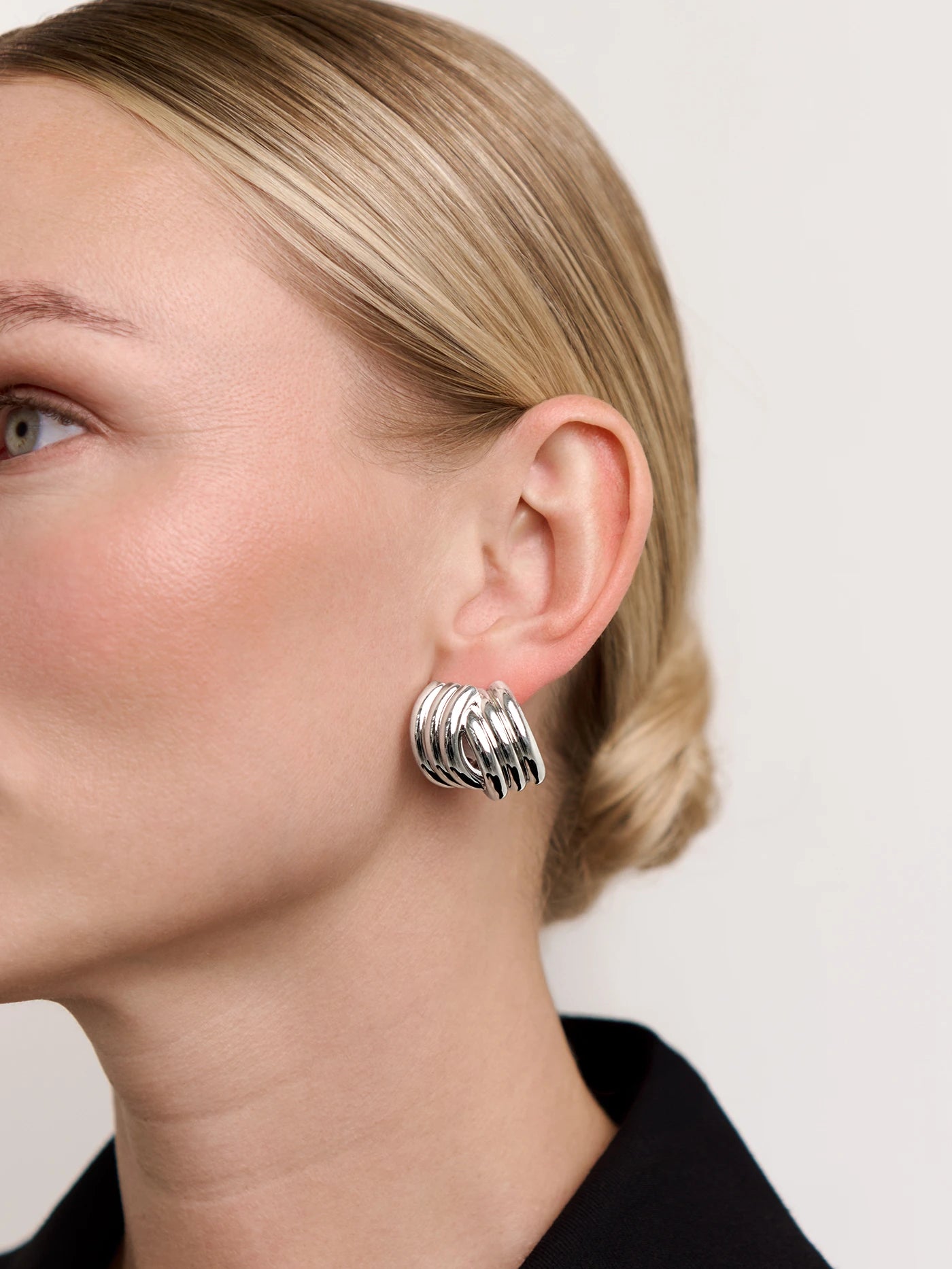 AVEN TWIST EARRINGS Silver