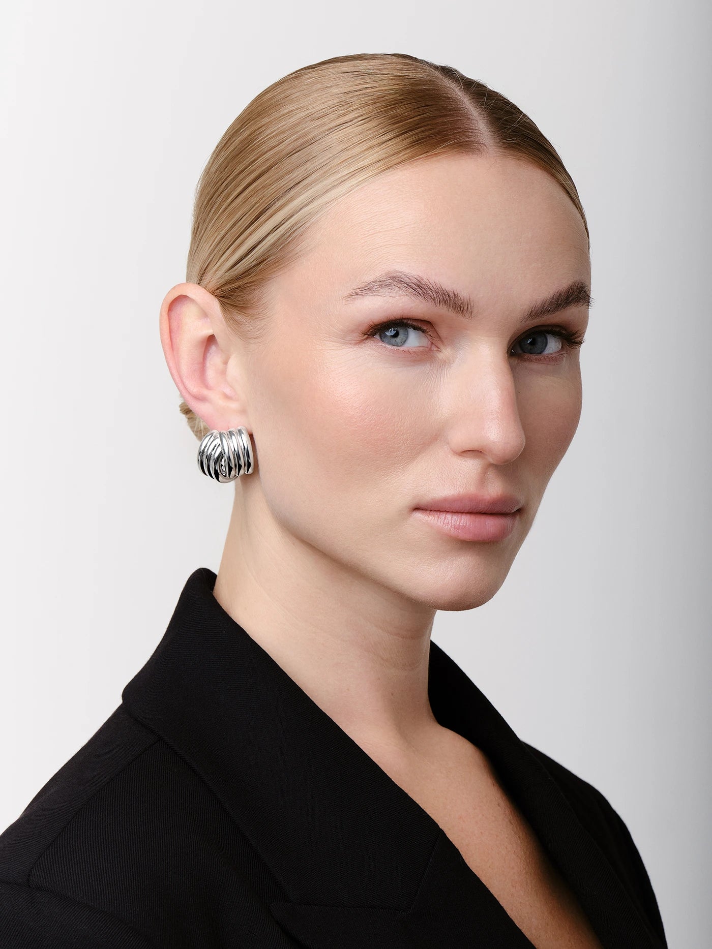 AVEN TWIST EARRINGS Silver