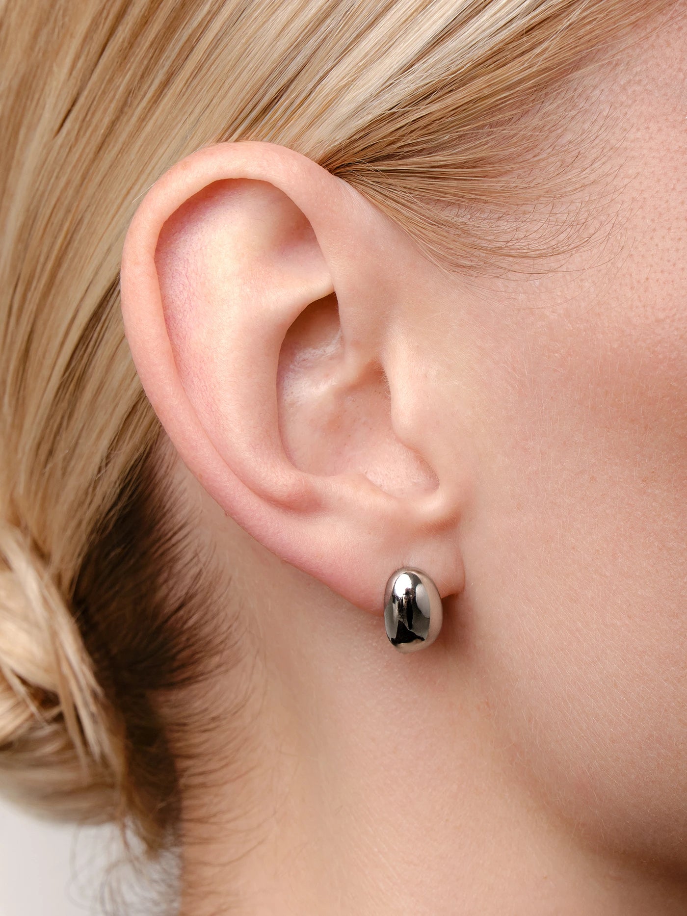 OVO STUDS Silver