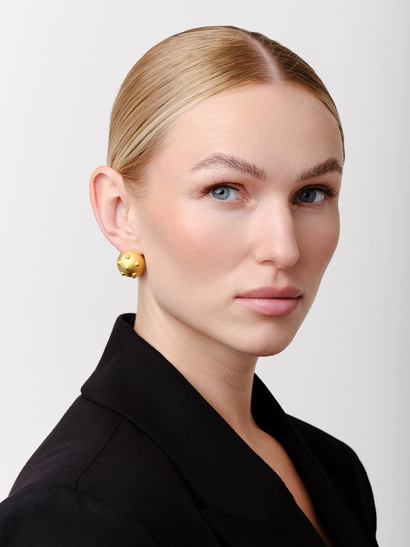 LUNA STUDS Gold