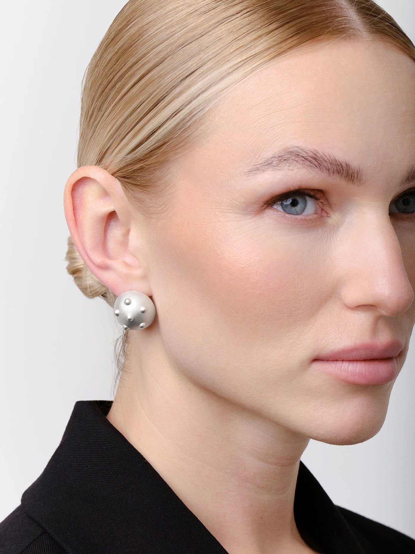 LUNA STUDS Silver