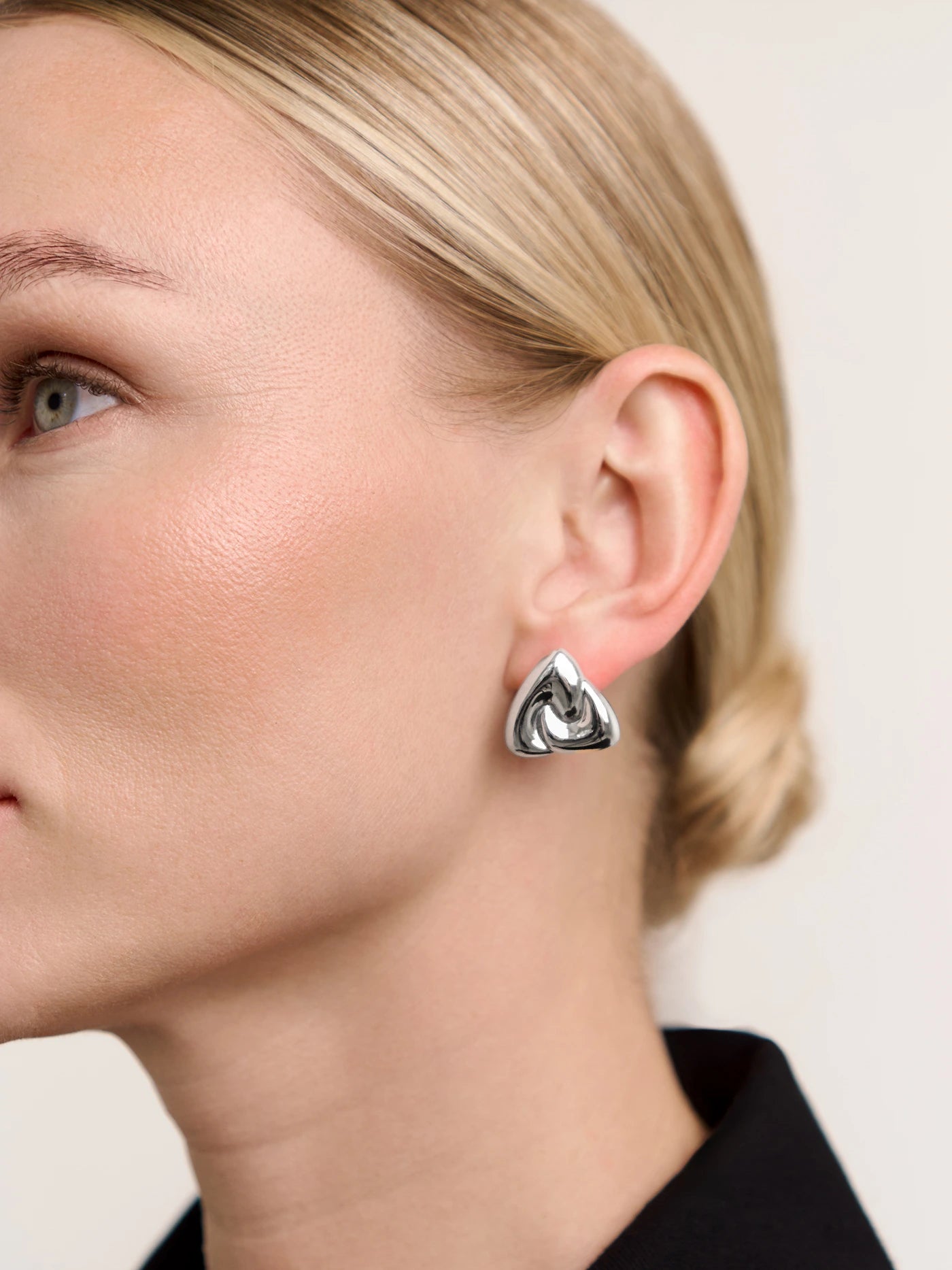 KIRA STUDS Silver