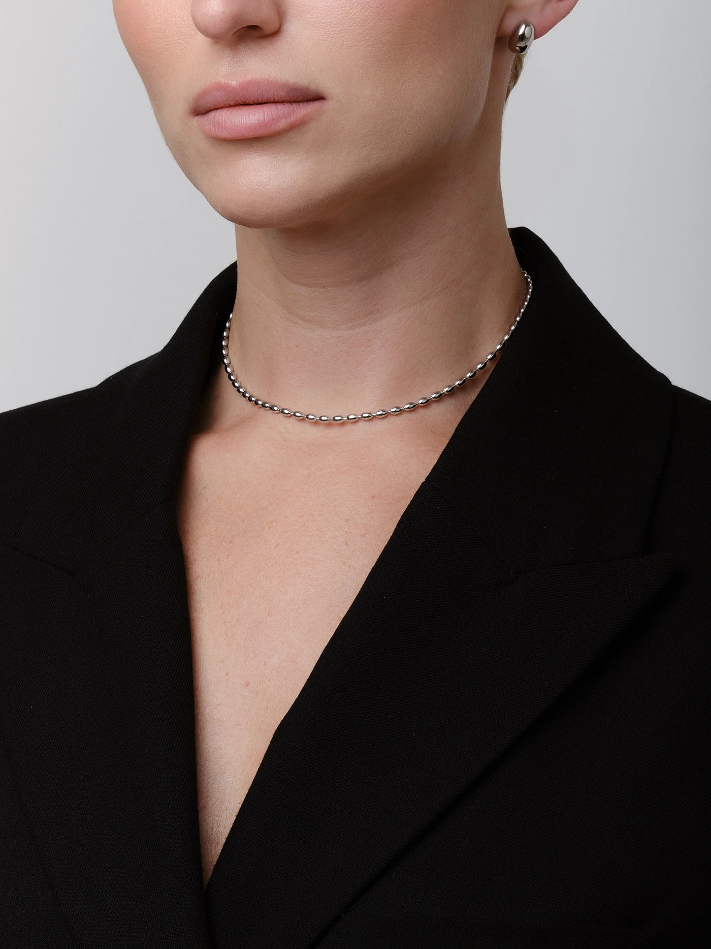 BALANCE BEAD NECKLACE