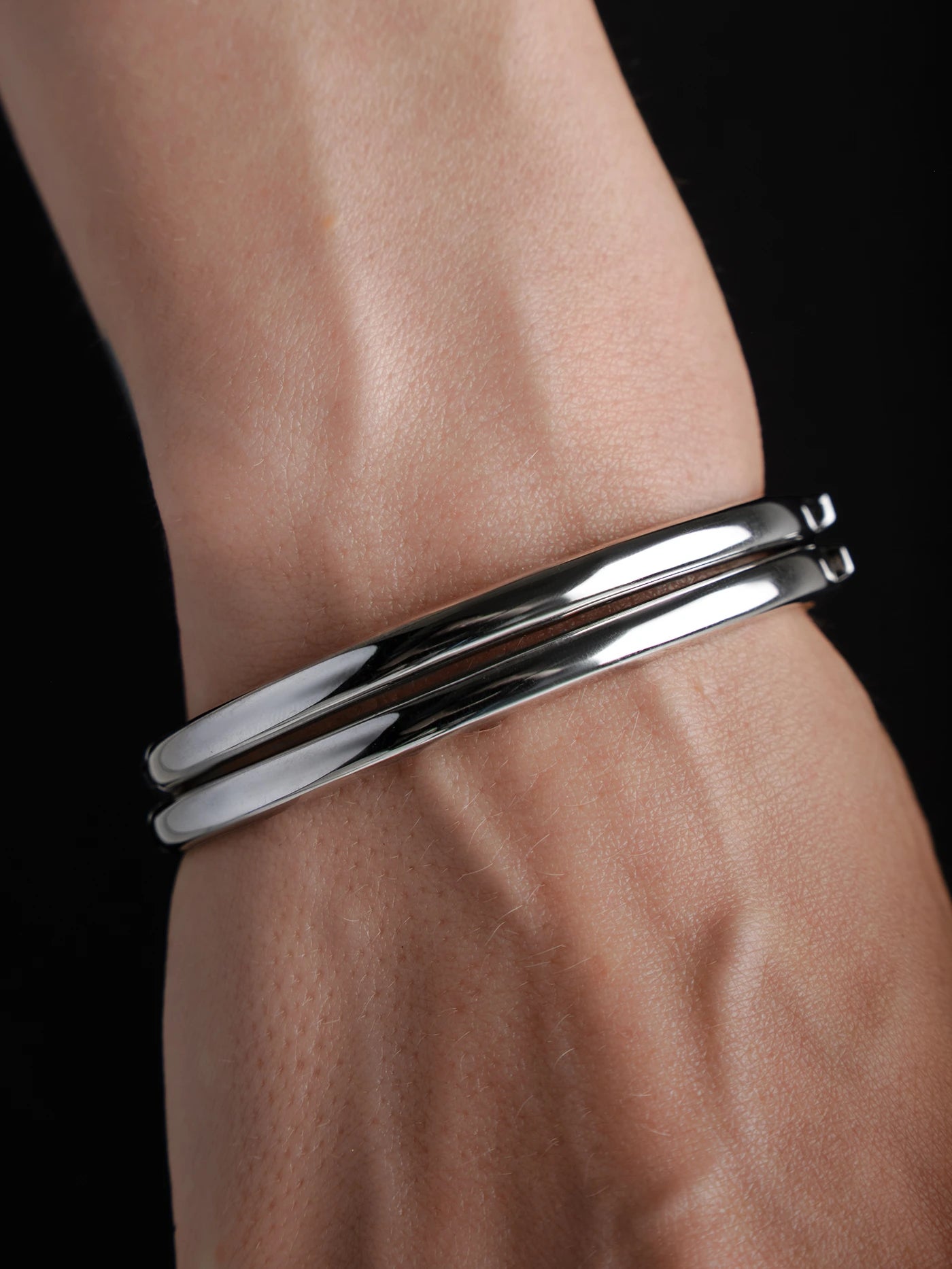ROUND MIDI BANGLE Silver