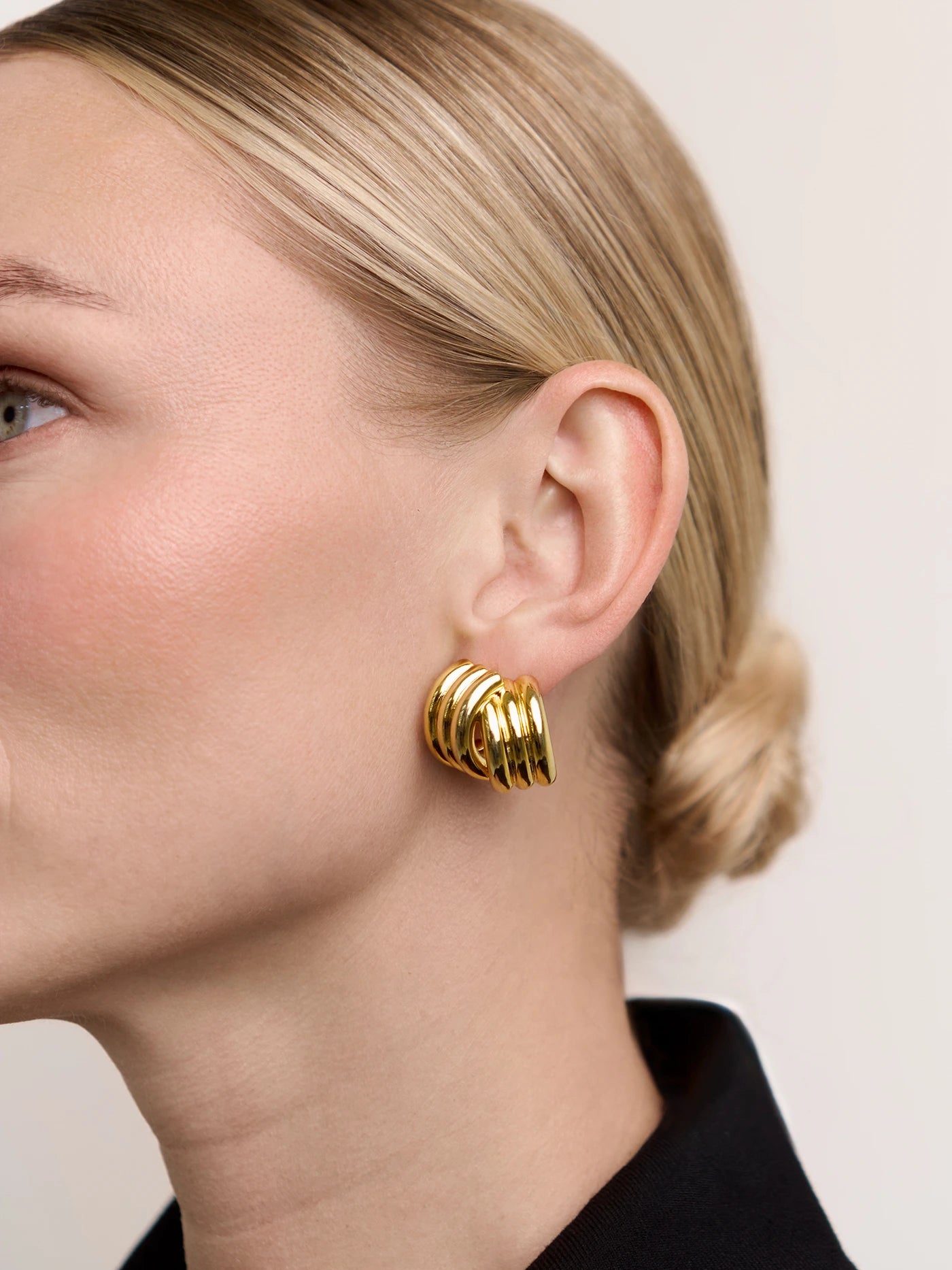 AVEN TWIST EARRINGS Gold
