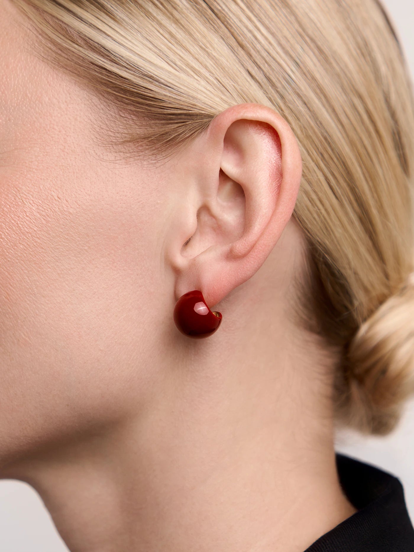 MUSE STUDS