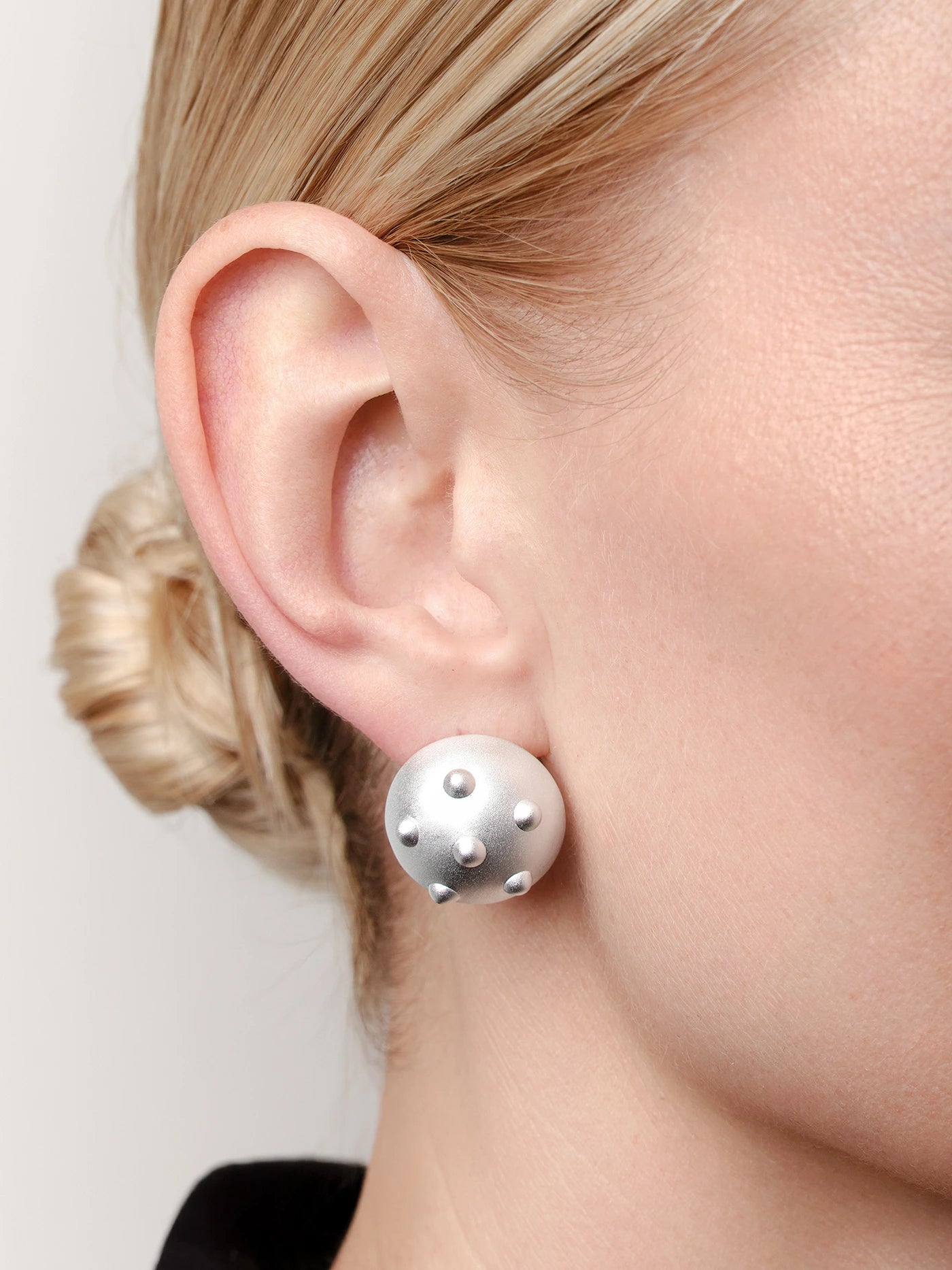 LUNA STUDS Silver