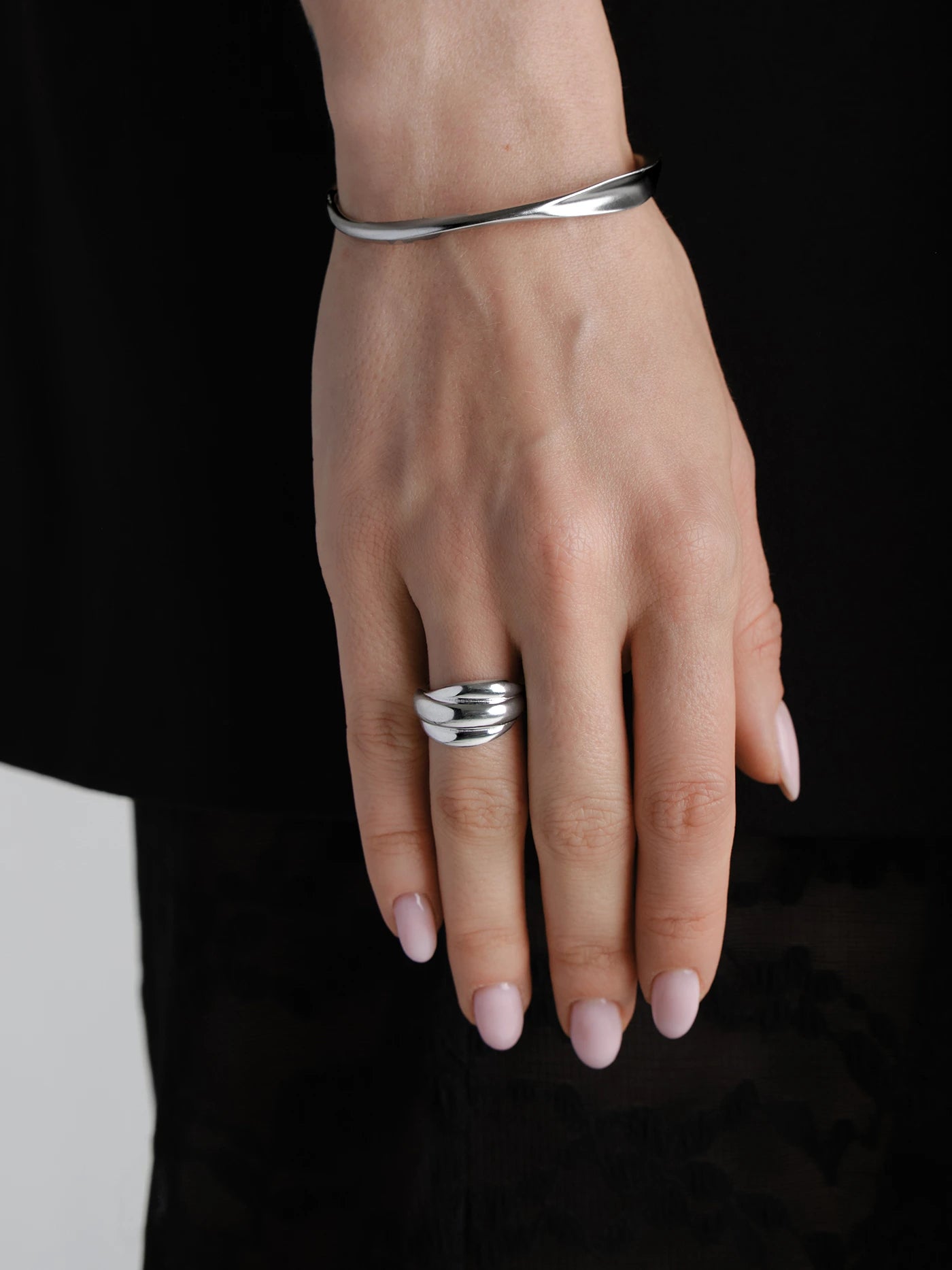 SWAY RING
